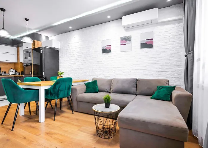 아파트 Feel Right At - Bright And Modern By Flat Mаnager