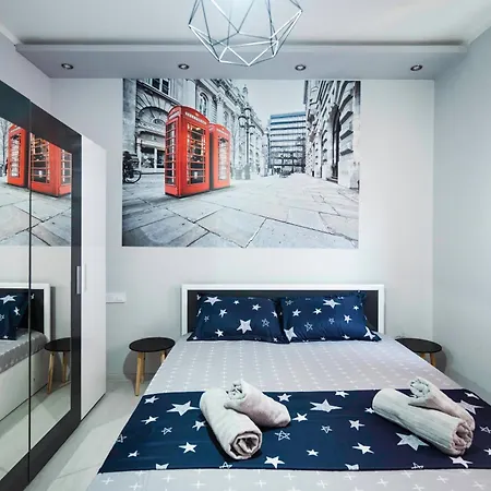 Апартамент Feel Right At - Bright And Modern By Flat Mаnager София